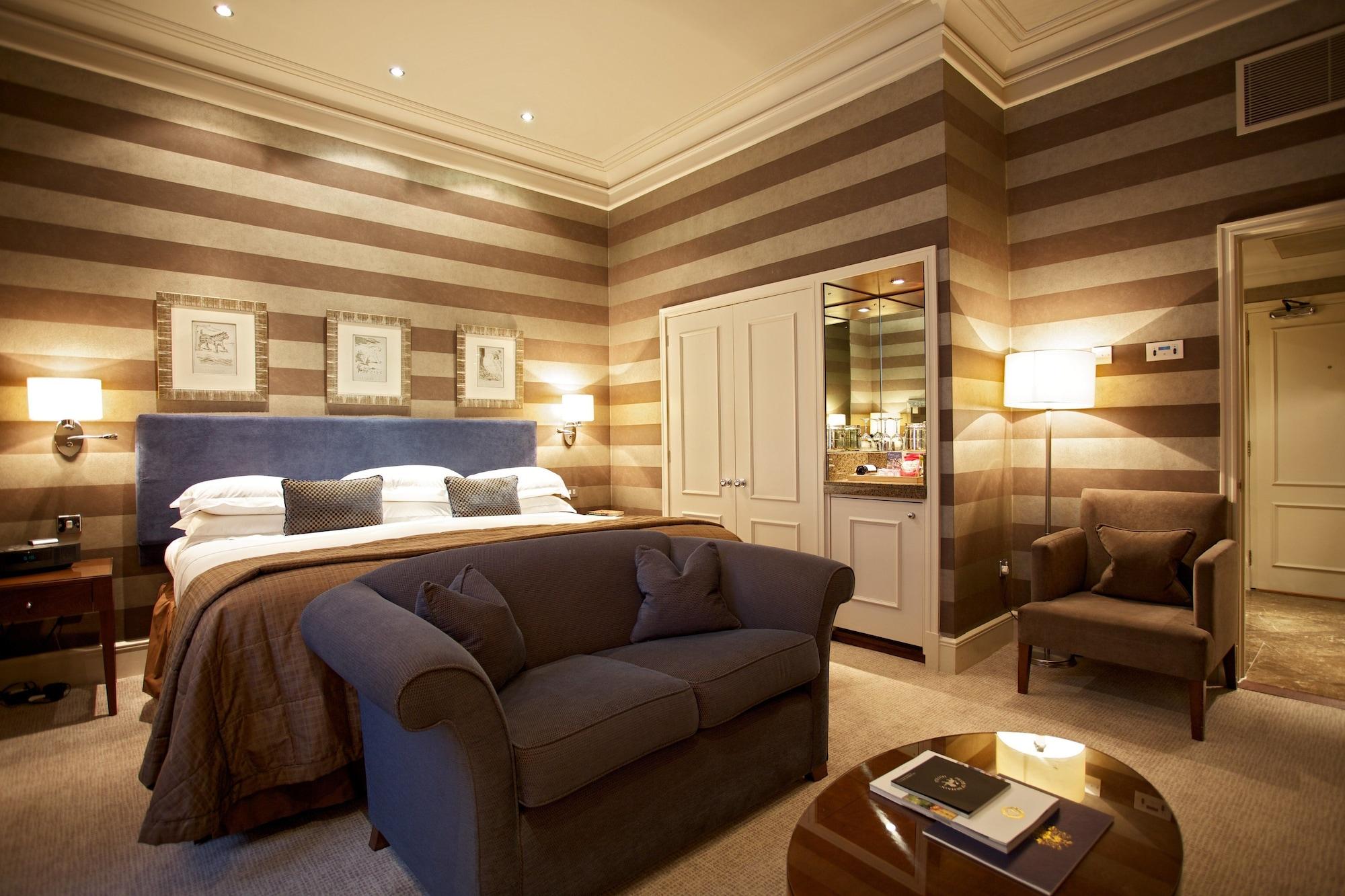 The Chester Grosvenor Luaran gambar A suite at The Dorchester