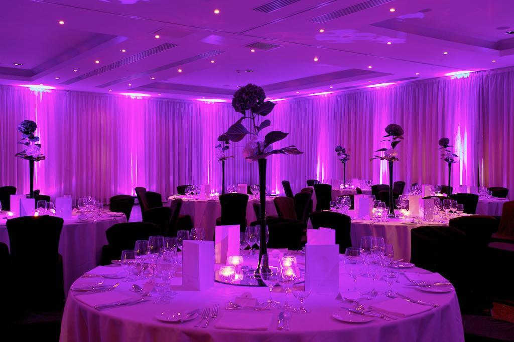 The Chester Grosvenor Luaran gambar The ballroom at the InterContinental London